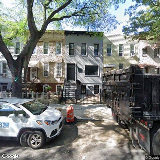 Primary Photo - 157 Weirfield St