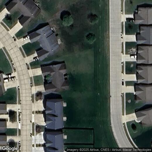 Primary Photo - 2419 Edison Dr