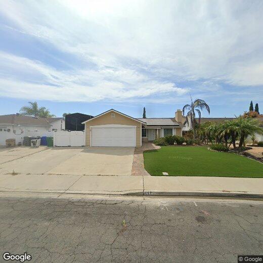 Foto principal - 3 br, 2 bath House - 447 Blueberry Circle