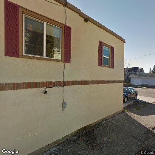 Foto principal - 908 S 4th Ave W