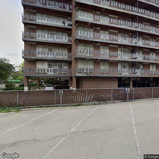 Primary Photo - 922 North Blvd