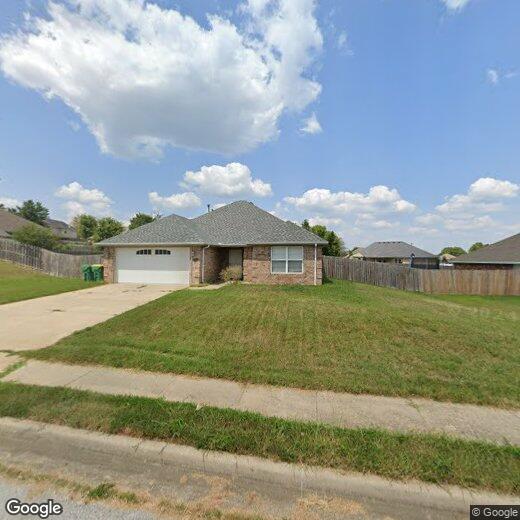 Primary Photo - 451 Curtis St