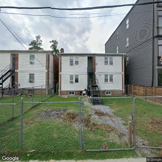 Foto principal - 5415 1st St NW