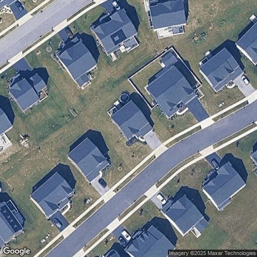 Primary Photo - 124 coopers hawk Dr