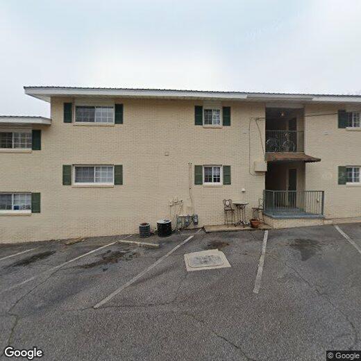 Foto principal - 136 Grady Ave
