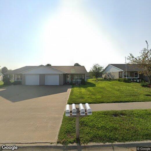 Foto principal - 2 Bedroom, 2 Bathroom Duplex on Quiet Street