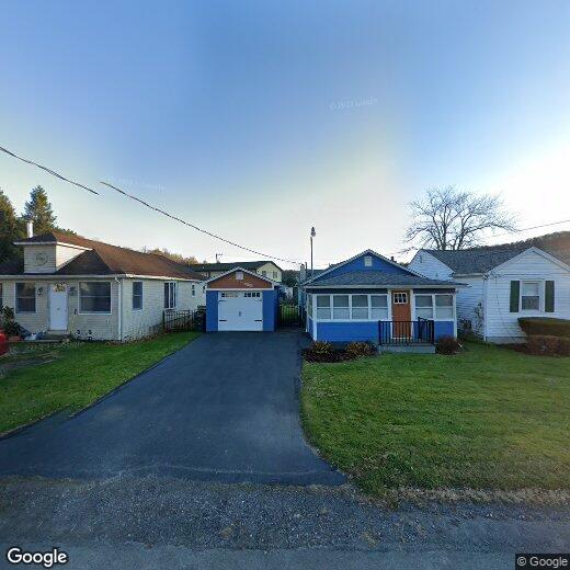 137 Hillside Ave, Harveys Lake, PA 18618 House Rental in Harveys Lake, PA