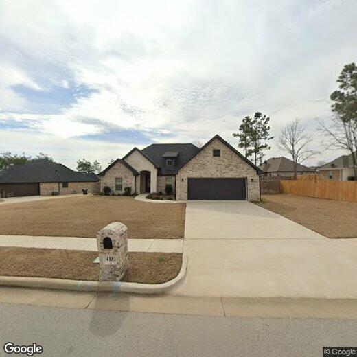 Foto principal - Available Now! Gorgeous 4 Bedroom 3 Bath i...