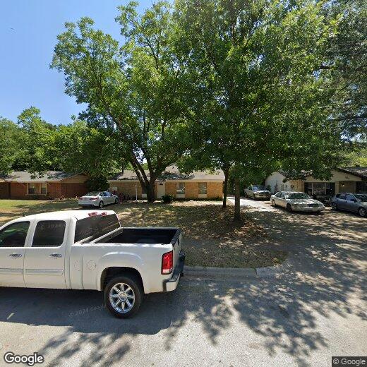 Foto principal - 134 Bellaire Dr