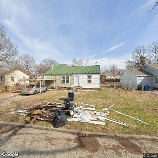 Primary Photo - 1557 N Irvington Ave