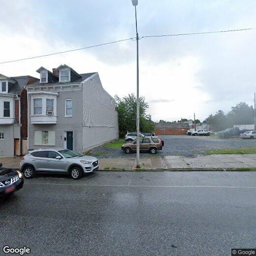 Primary Photo - 631 E Market St