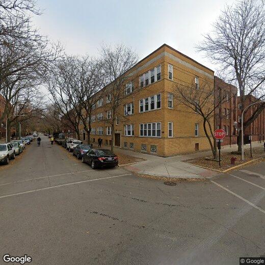 Primary Photo - 1352.5 W Argyle St
