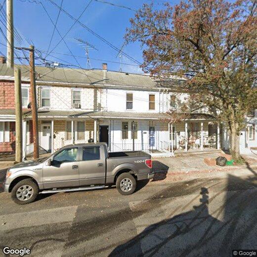 Primary Photo - 316 N College St