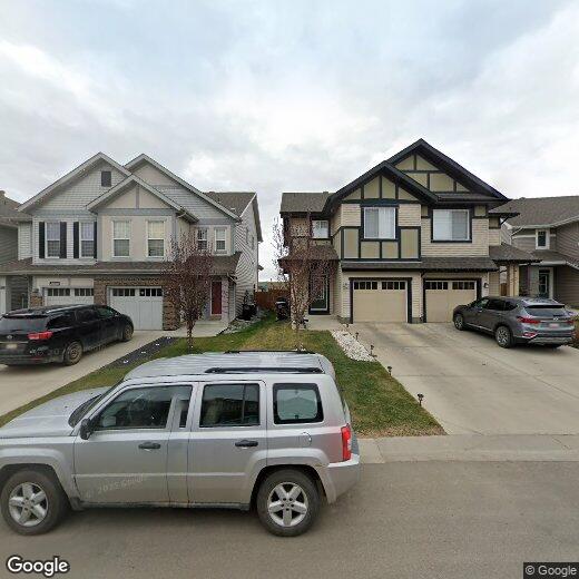 2892 Coughlan Green SW, Edmonton, AB T6W 4B2 House for Rent in