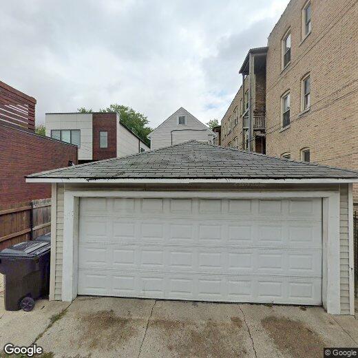 Primary Photo - 4302 N Drake Ave