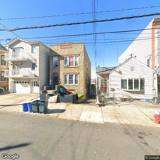 Foto principal - 579 Liberty Ave