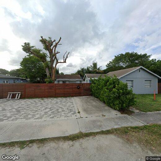 Primary Photo - 608 N 24th Ave