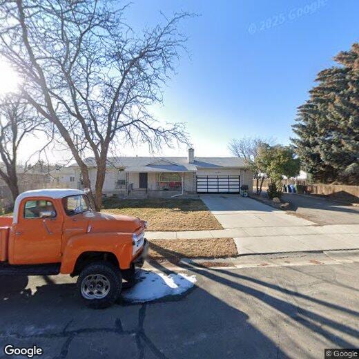 Primary Photo - 6740 S Carson Cir
