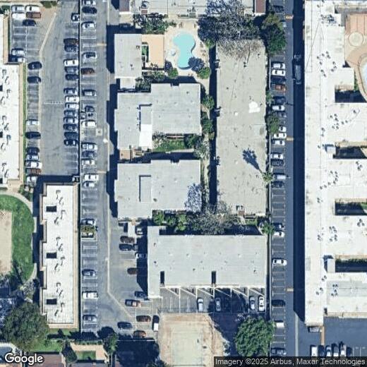 Primary Photo - 17900 Sherman Way