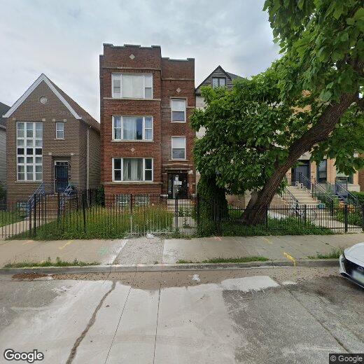 816 E 42nd St Unit 2, Chicago, IL 60653 Room for Rent in Chicago, IL