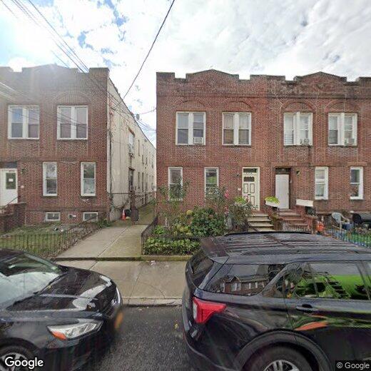 Primary Photo - 570 Midwood St