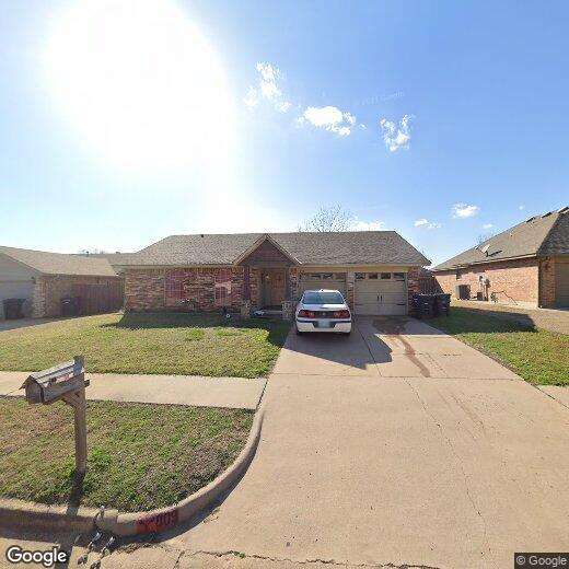 809 S Silver Leaf Dr, Moore, OK 73160 House Rental in Moore, OK