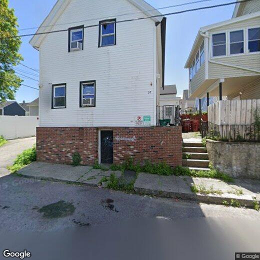 35 Griffin St, Lowell, MA 01852 House Rental in Lowell, MA