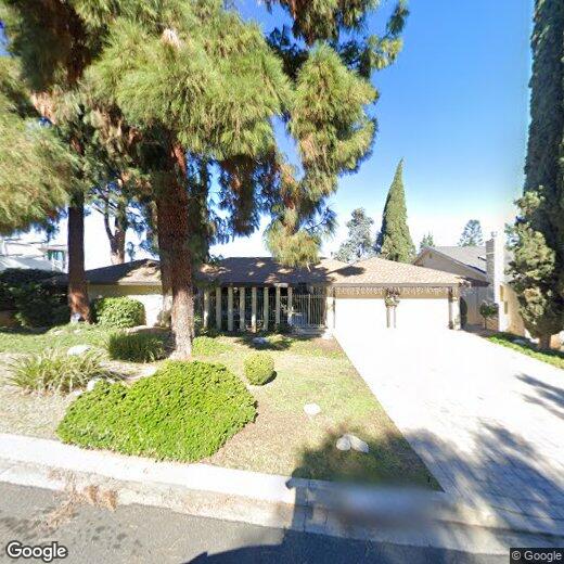 Primary Photo - Coming Soon! Beautiful large 3 bedroom Hou...