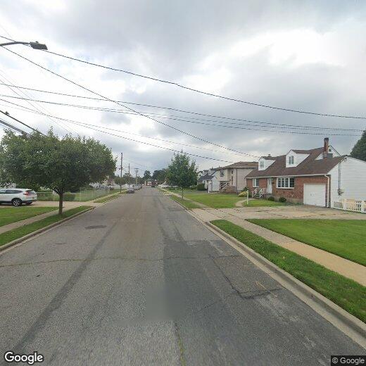 Primary Photo - 00 N Suffolk Ave