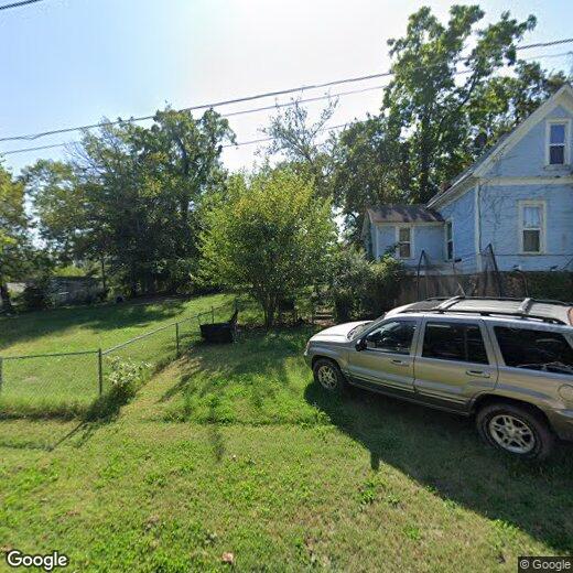 Primary Photo - 801 S College St