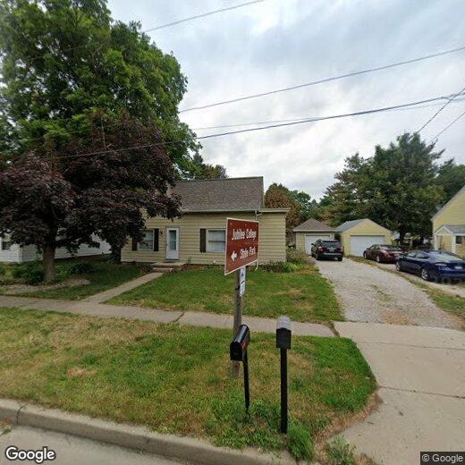 Primary Photo - 212 W Spring St