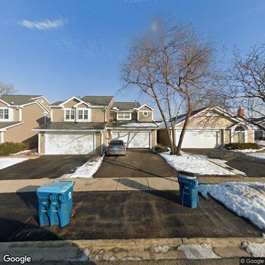 Primary Photo - 19 White Pine Dr