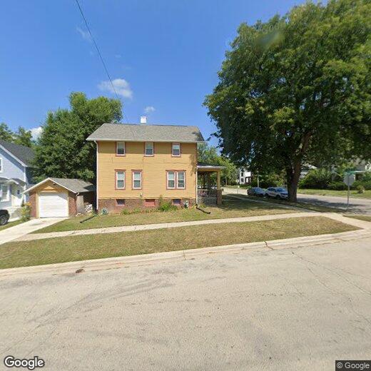 Primary Photo - 233 S Prospect St
