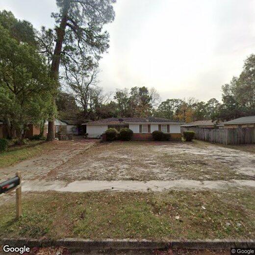 Primary Photo - 3619 Heritage Dr N