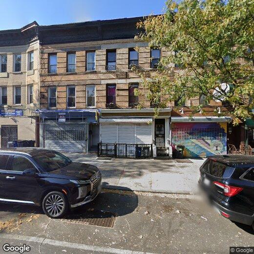 Primary Photo - 102 Kingston Ave