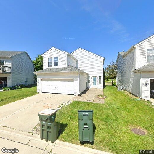 Primary Photo - 20 Waterbury Cir