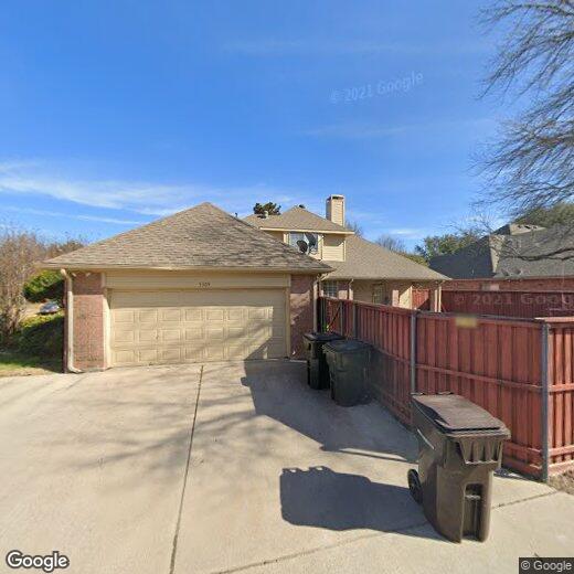 Primary Photo - 5305 Coachman Ct