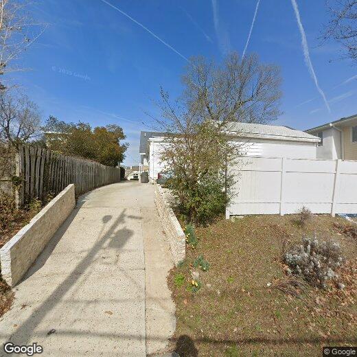 Primary Photo - 312 35th St