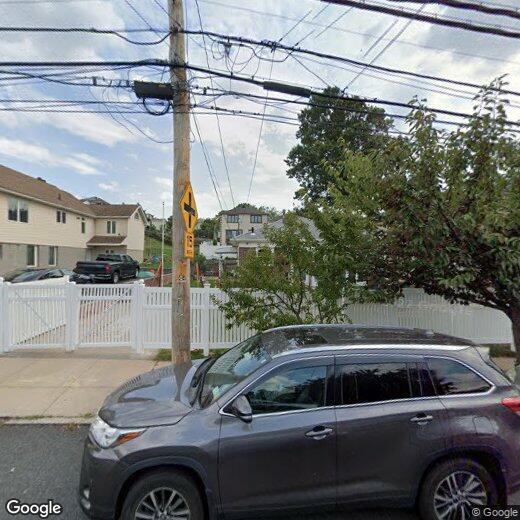 Primary Photo - 330 Clifton Ave