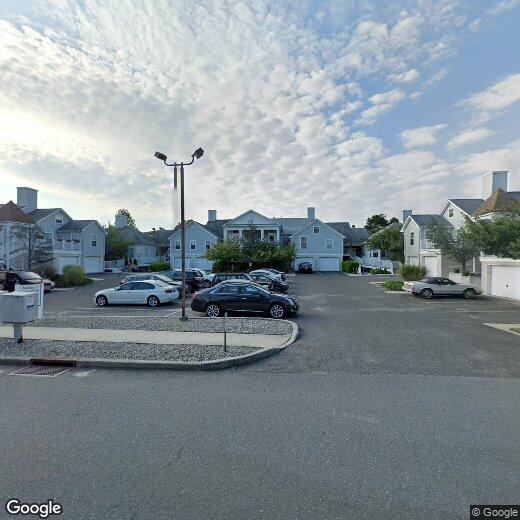 Primary Photo - 49 E Woodland Ave