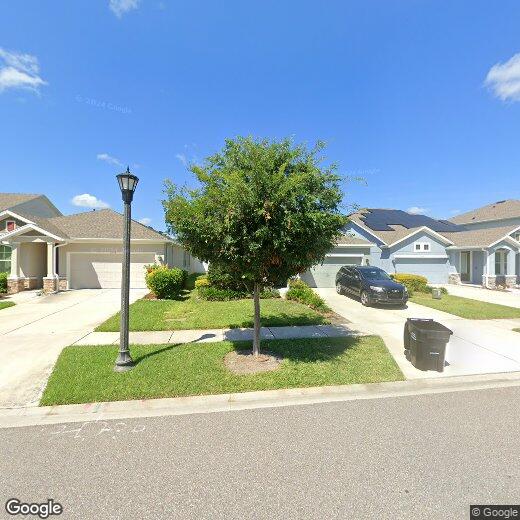 Foto principal - 15150 Renaissance Ave