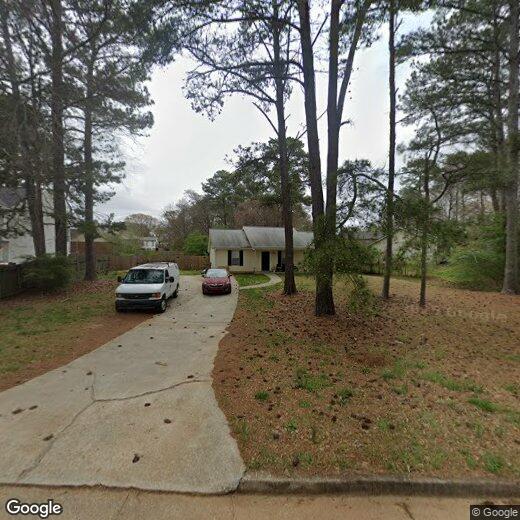305 Barr Cir, Rex, GA 30273