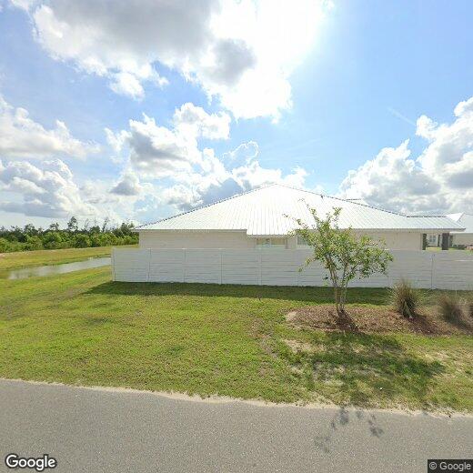 Foto principal - NEWLY CONSTRUCTED - Single-Family House fo...