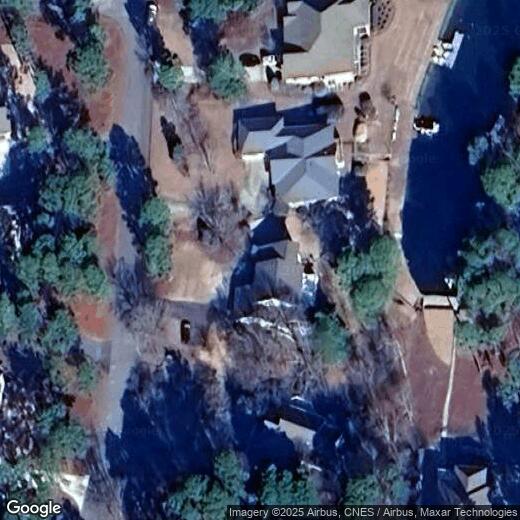 Primary Photo - 110 Clay Cir