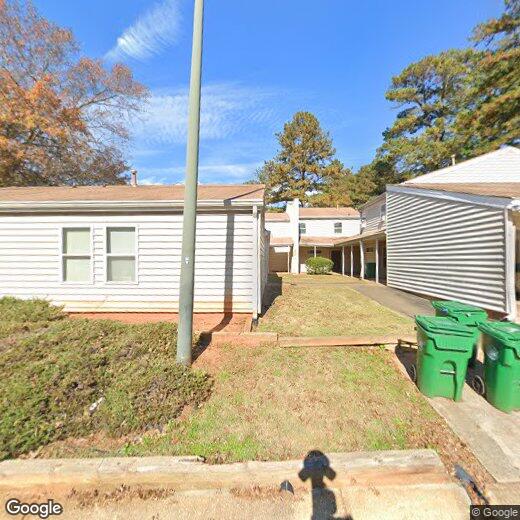 Primary Photo - 2046 Oak Park Ln
