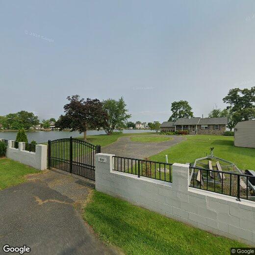 Primary Photo - 919 Oakdene Rd