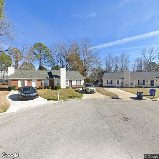 Primary Photo - 111 Fairview Ln