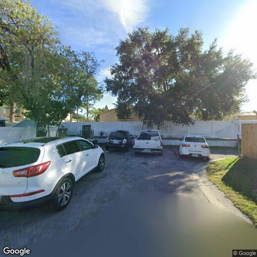 Townhome For Rent in Edgewater Place Townhouse for Rent in Tampa, FL