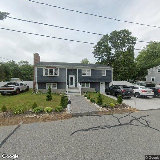 Primary Photo - 10 Delano St