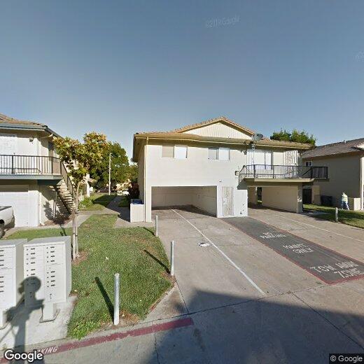 Primary Photo - 2113 Lemontree Way